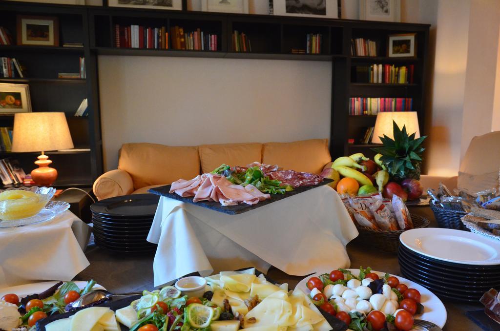 Borgo Di Pratavecchie Bed & Breakfast Migliarino Pisano